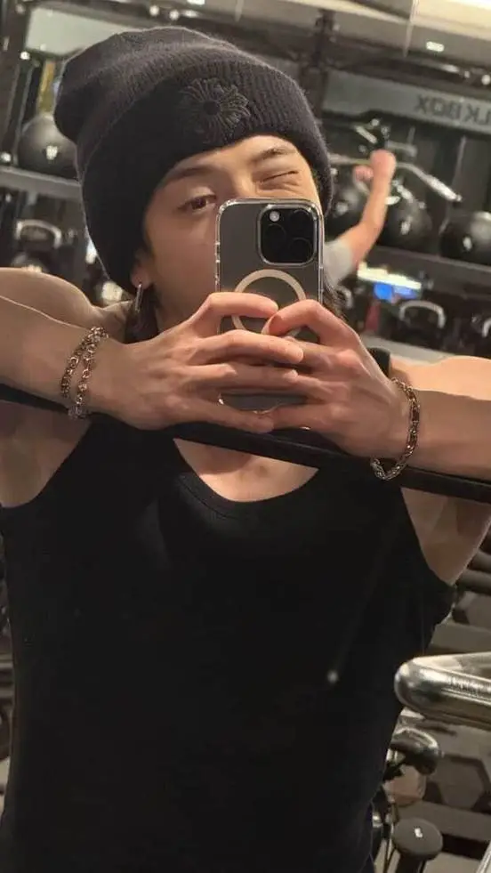 ai character: Chan background