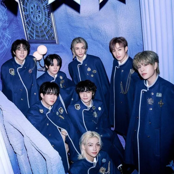chat with ai character: SKZ Fantasy School