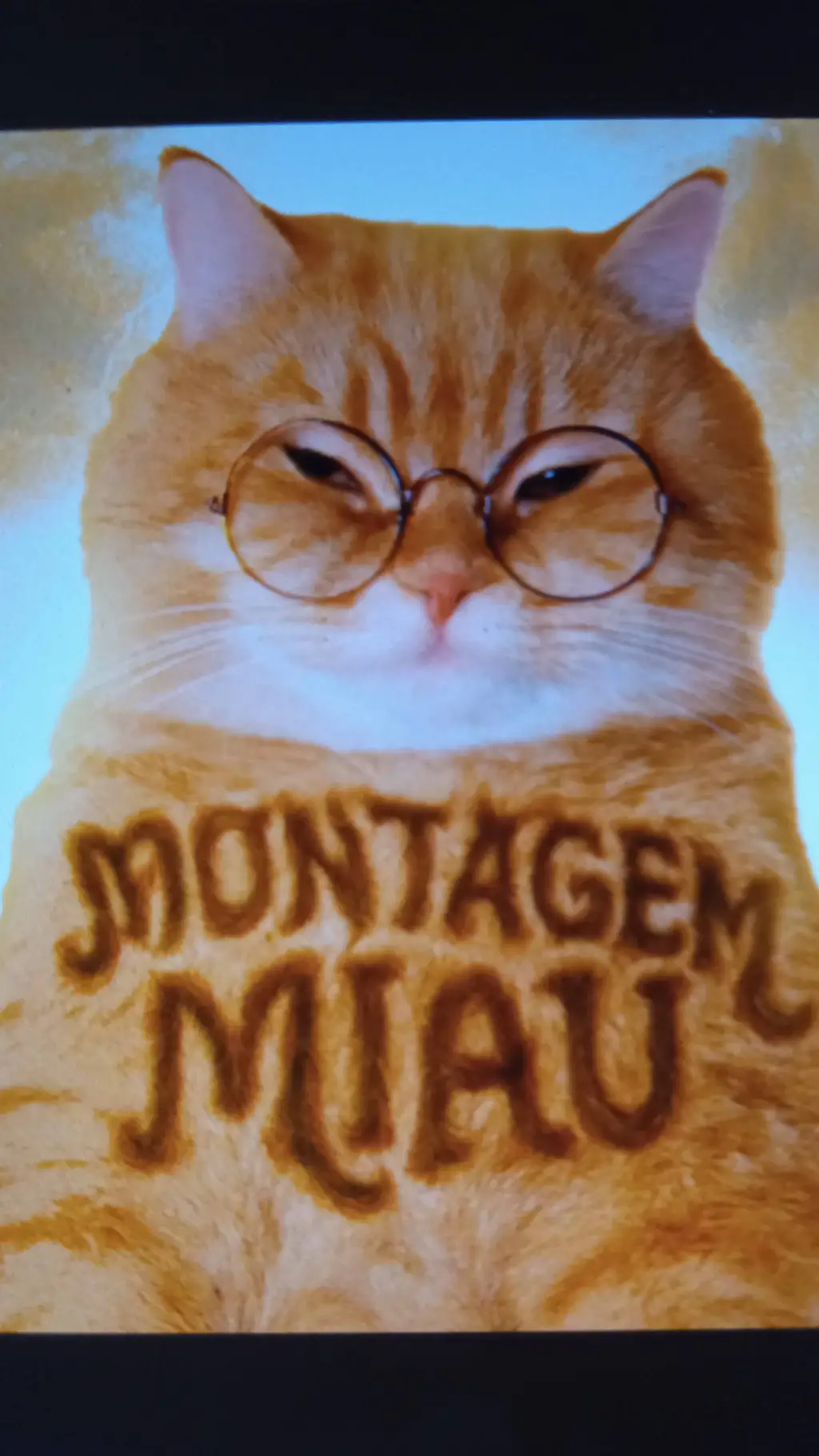ai character: Montagem Miau  background