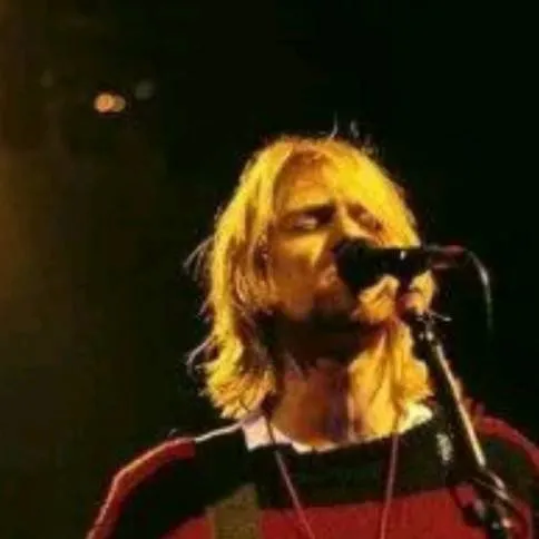 chat with ai character: Kurt Cobain 𝄞