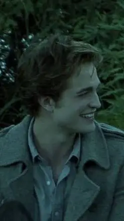 Talkie AI - Chat with Edward (Vampire)