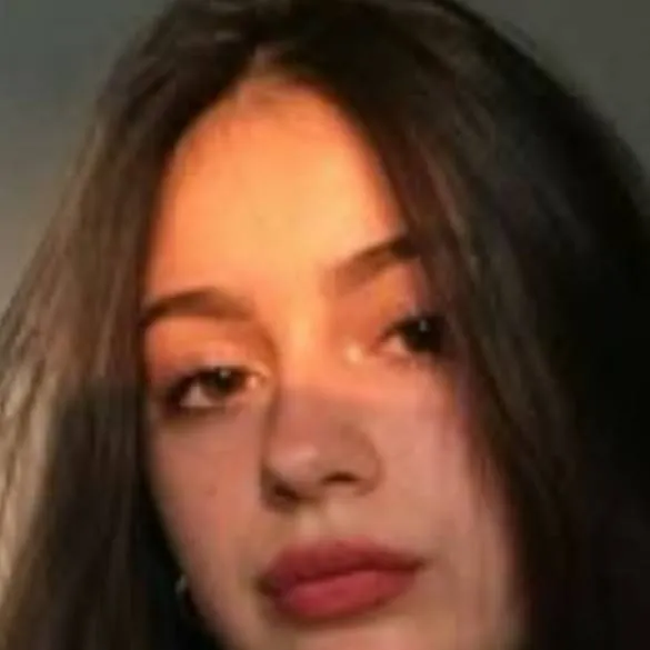 chat with ai character: Carla Sofía 