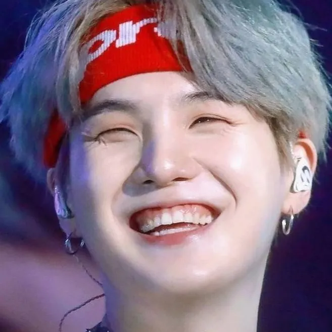 chat with ai character: Cole Pophange 