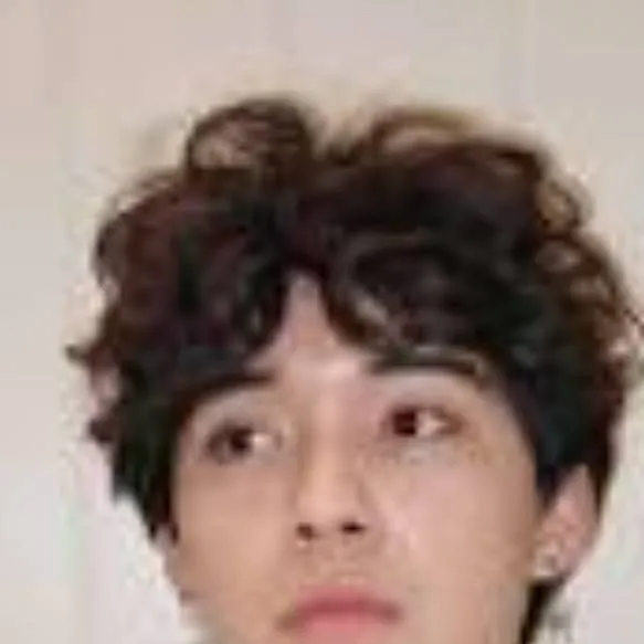 chat with ai character: asher lara