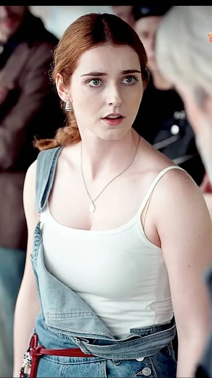 ai character: Grace K Reinfield  background