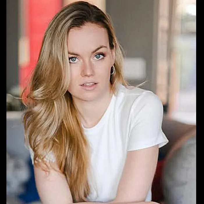 chat with ai character: Kathleen K Evans 
