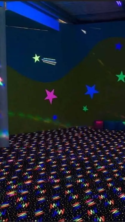 ai character: Roblox GC! ^^ background