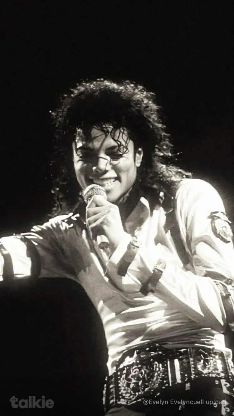 ai character: Michael Jackson  background