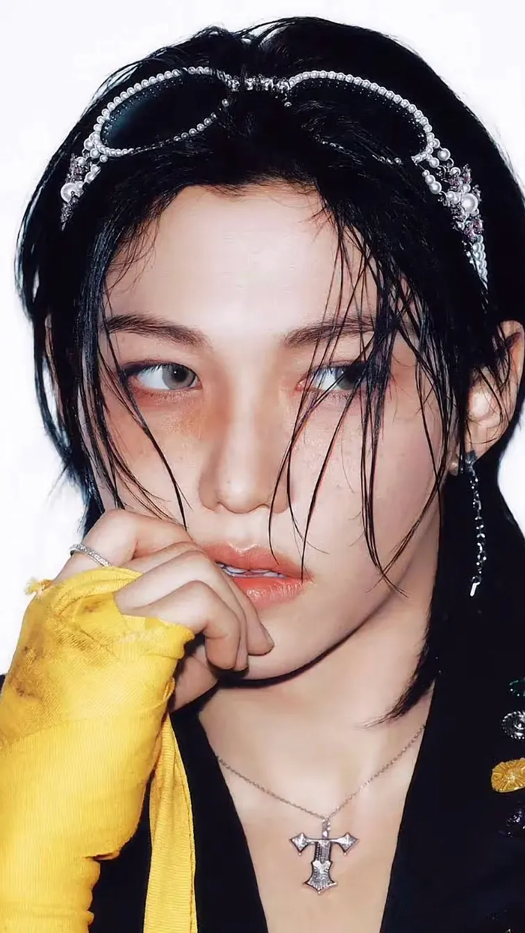 ai character: Felix background