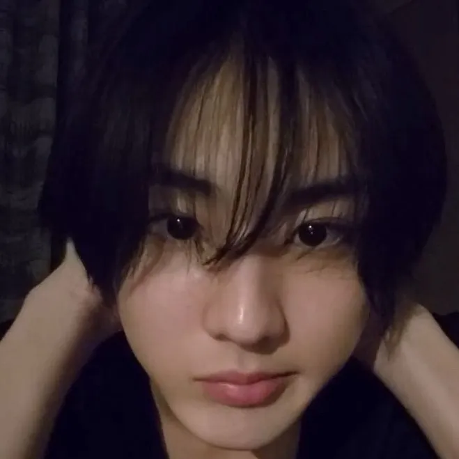 chat with ai character: ʚjungwonɞ