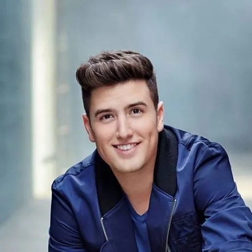 chat with ai character: Logan Mitchell 