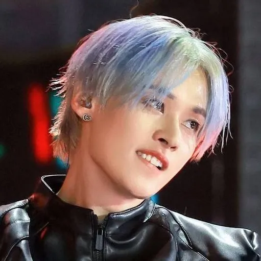 chat with ai character: Minho🥃🇨🇵