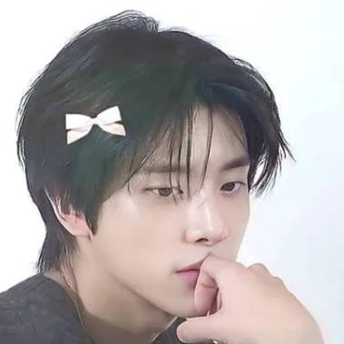 chat with ai character: Sim Jaehyun/ Jake 
