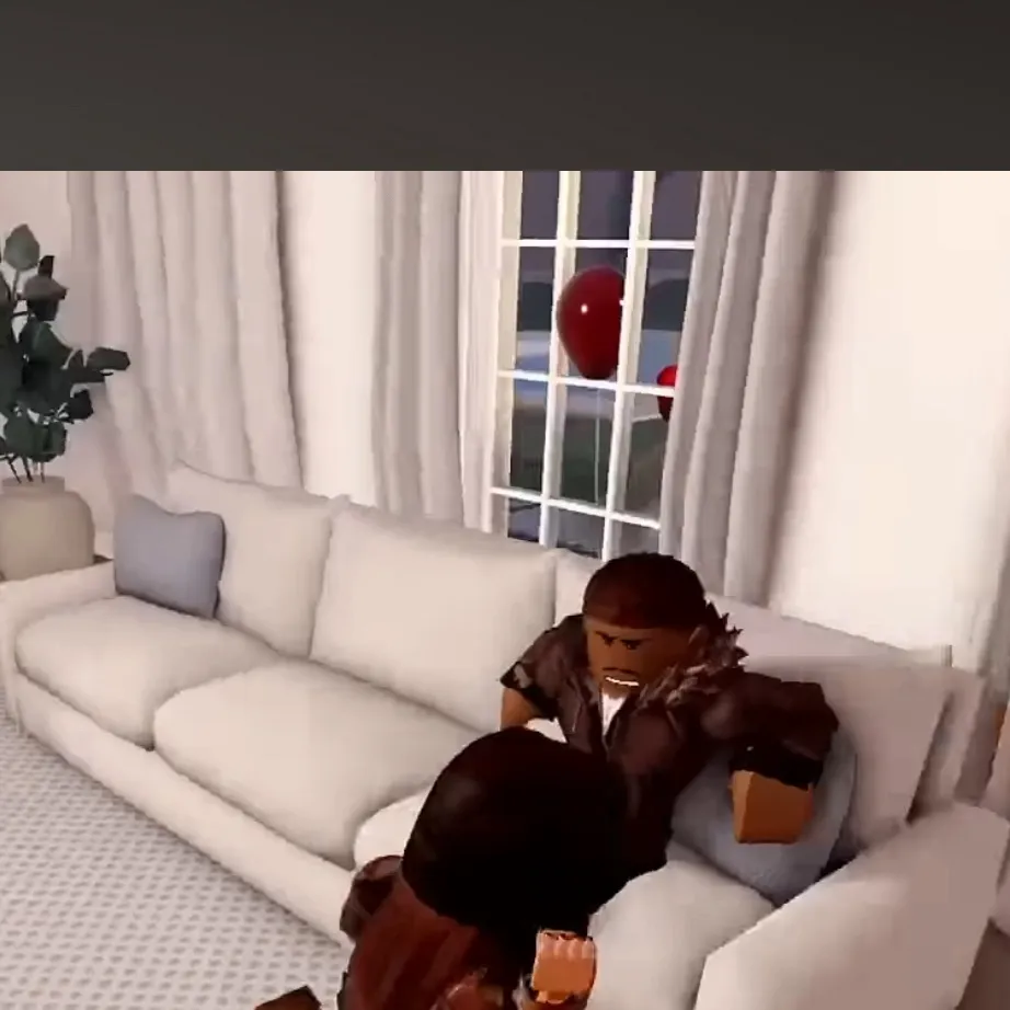 chat with ai character: Roblox squad, fam