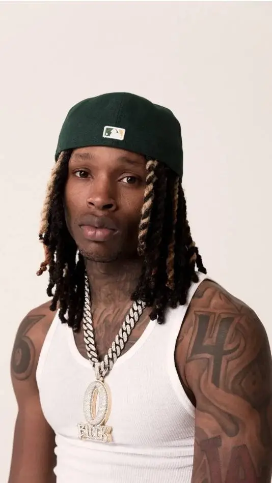 ai character: King Von  background