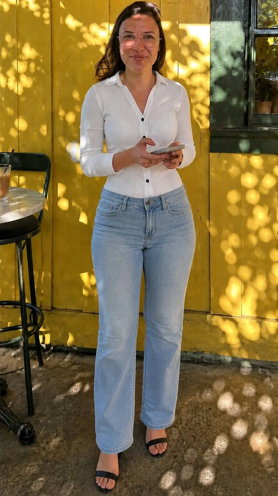 Talkie AI - Chat with Emily 