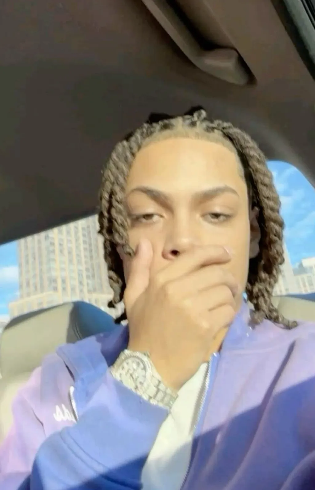 chat with ai character: sugarhill ddot