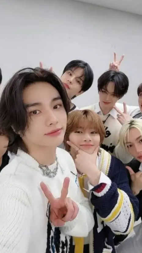 ai character: Skz background