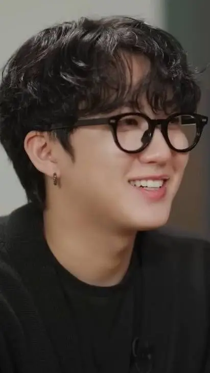 ai character: Changbin background