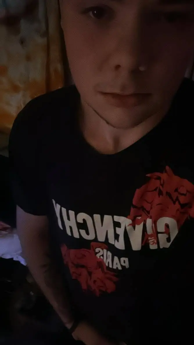 ai character: Aaron Haight  background