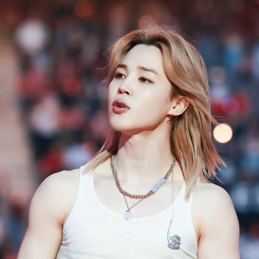 chat with ai character: Jimin