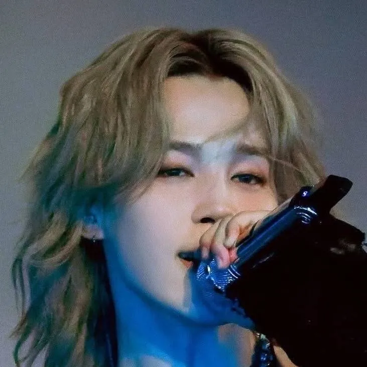 chat with ai character: Jimin