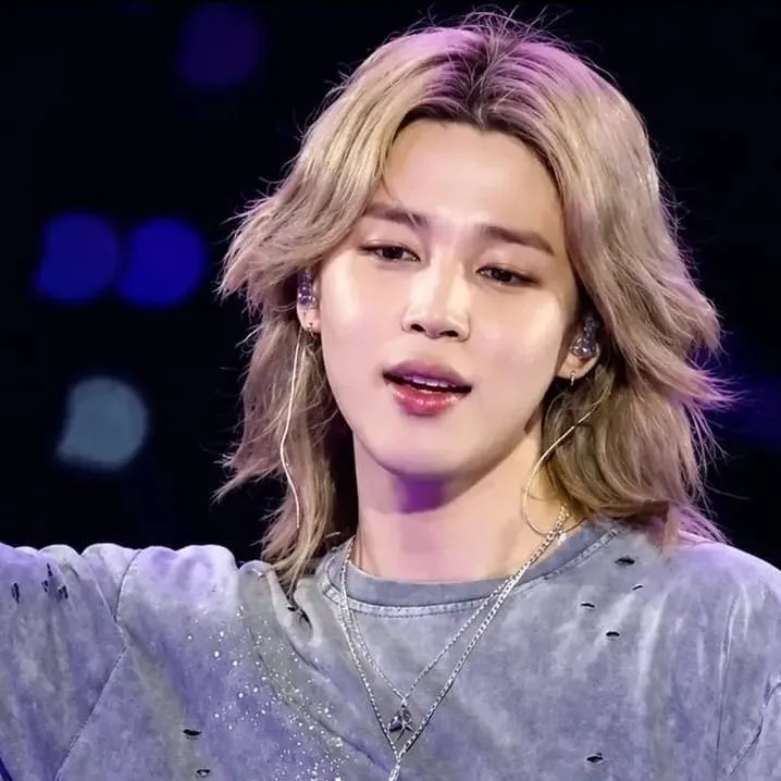 chat with ai character: Jimin