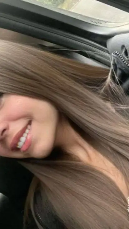 Talkie AI - Chat with Vicky 