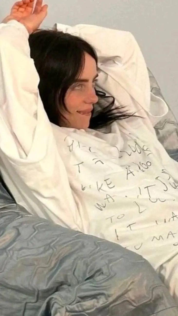 Talkie AI - Chat with Billie eilish-WLW 