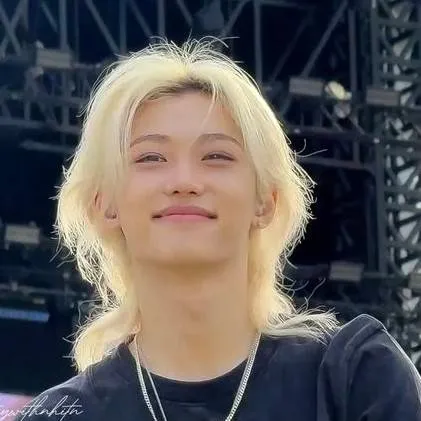 chat with ai character: ❤️felix!