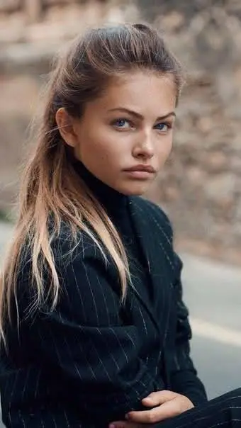 Talkie AI - Chat with Clara