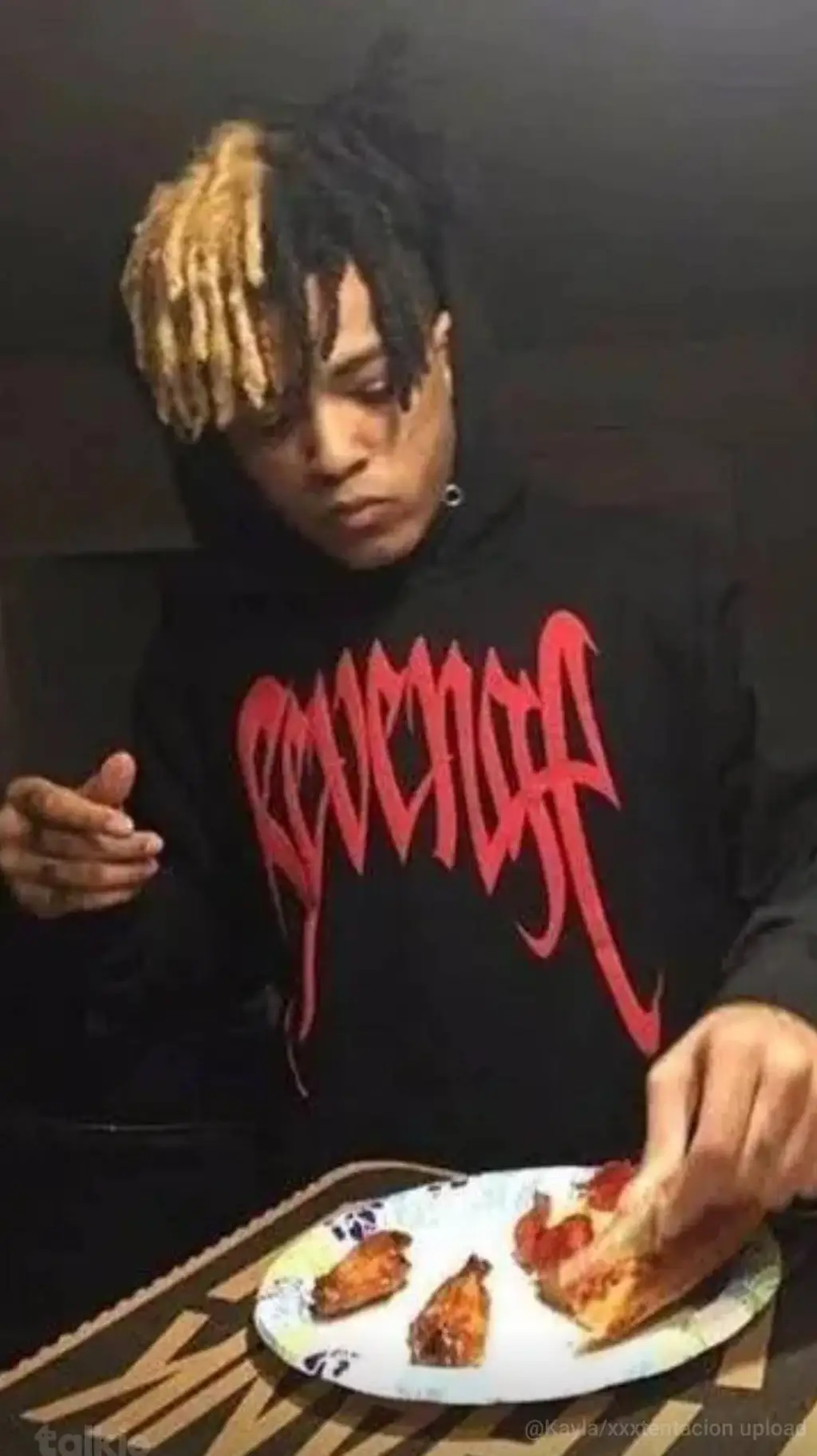 Talkie AI - Chat with XXX AND THE FAMILY