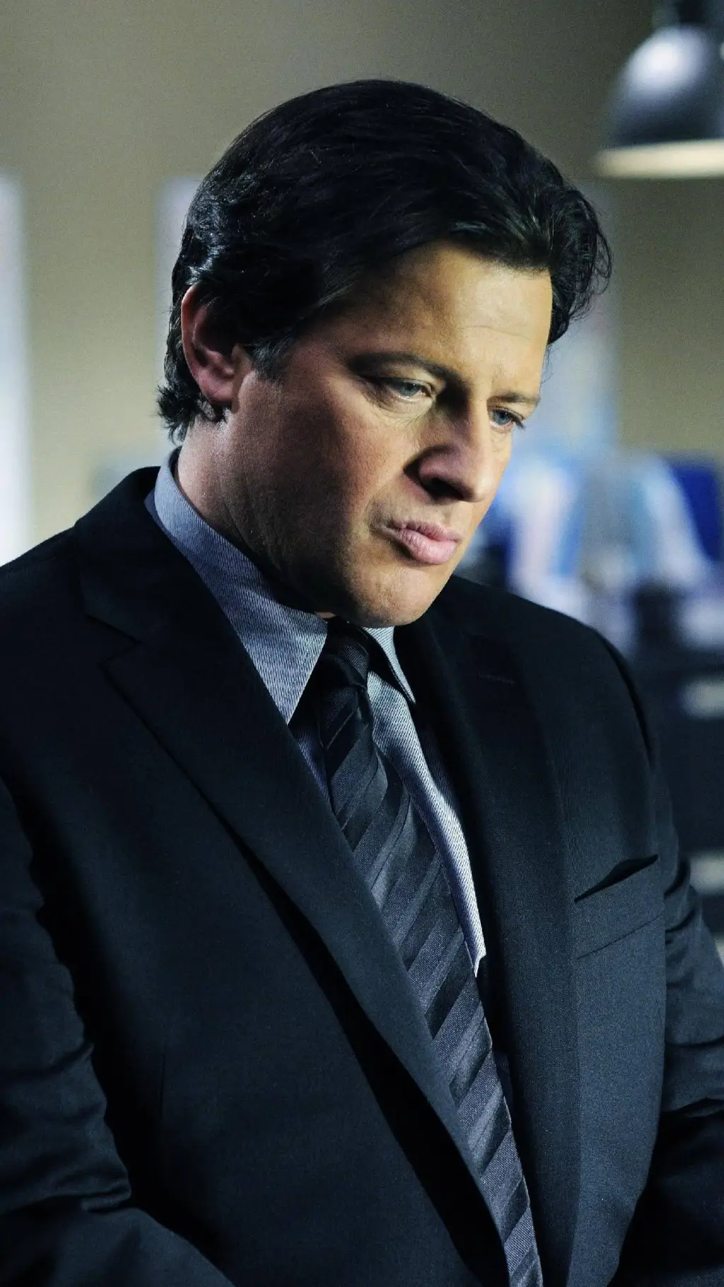 ai character: Detective Hoffman background