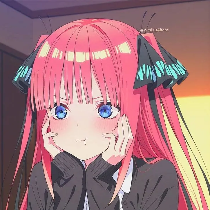 chat with ai character: Nino Nakano