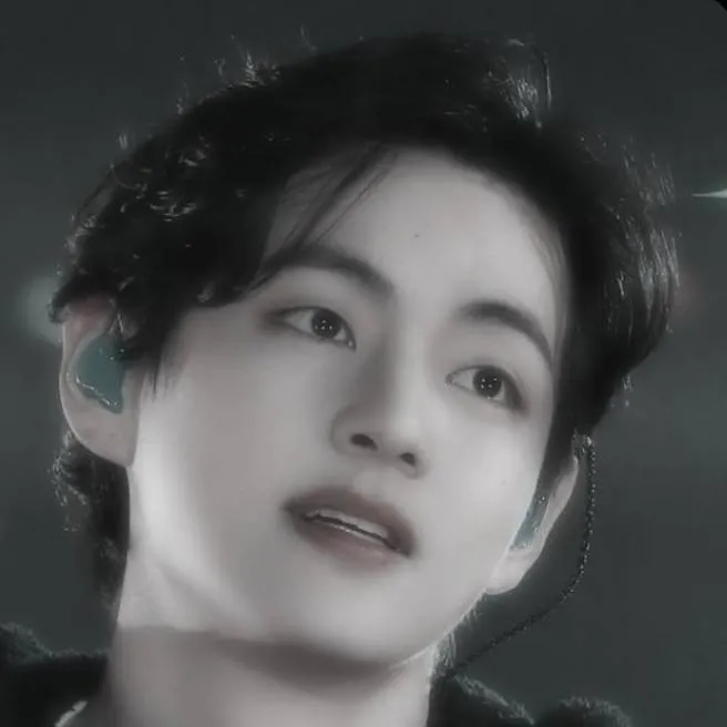 chat with ai character: Taehyung Kim