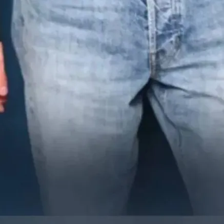 chat with ai character: Noah schnapp 