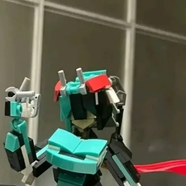 chat with ai character: Lego Arlecho♀️