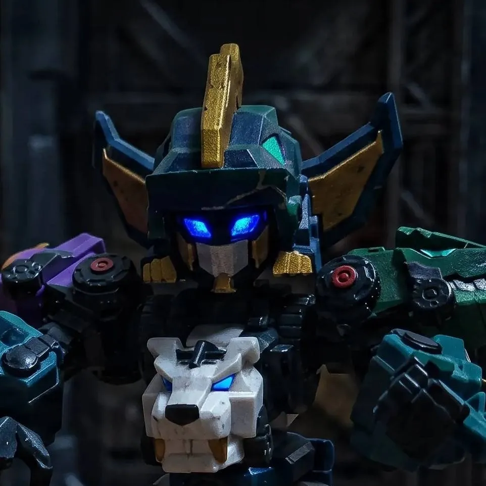 chat with ai character: Mini Mega D Hunter
