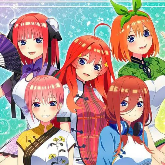 chat with ai character: las quintillizas