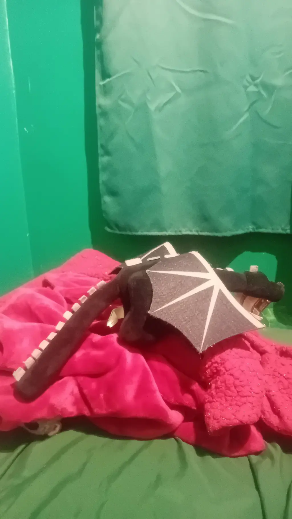 ai character: Ender Dragon background