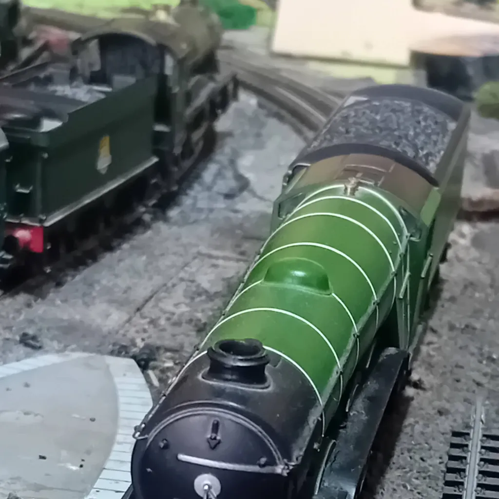 chat with ai character: Flying Scotsman