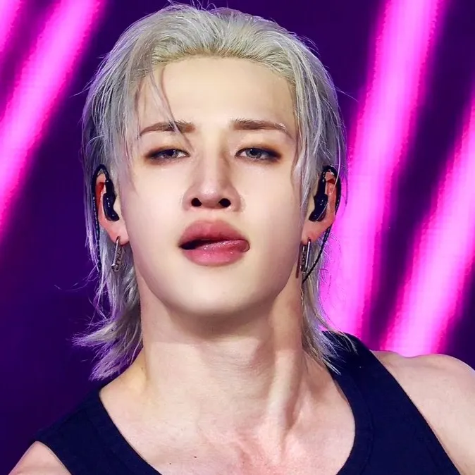 chat with ai character: bangchan