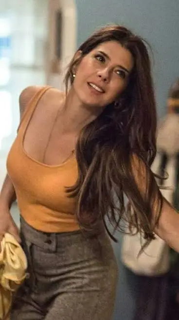 Talkie AI - Chat with May Parker