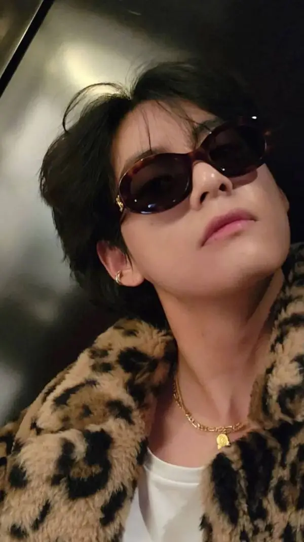 Talkie AI - Chat with Kim Taehyung