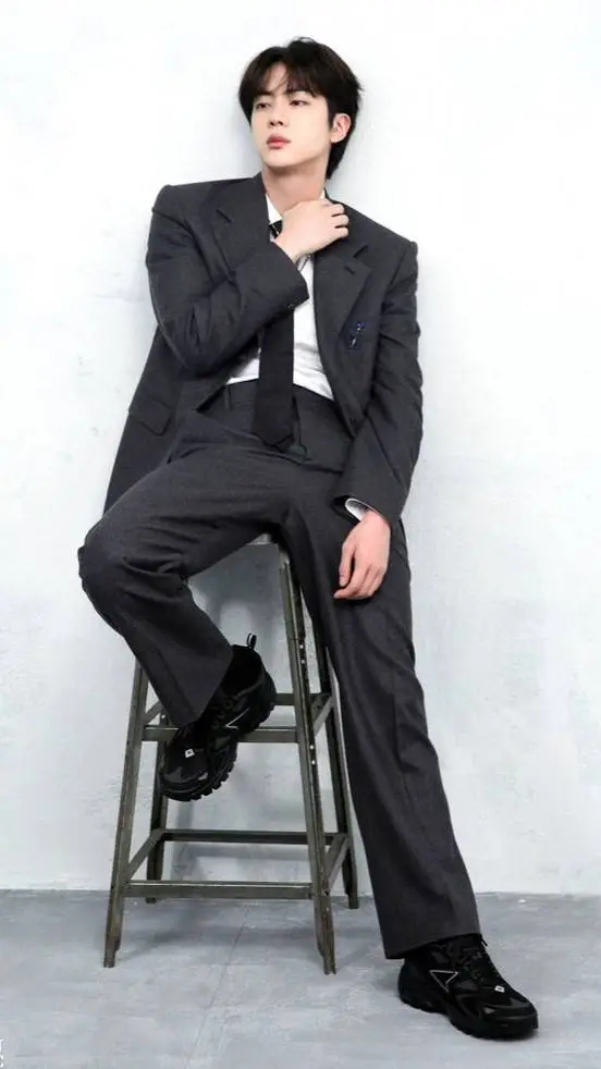 Talkie AI - Chat with Kim SeokJin