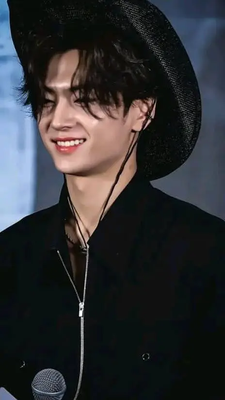 Talkie AI - Chat with park jay 