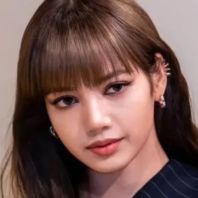 chat with ai character: 🎀Lisa🎀