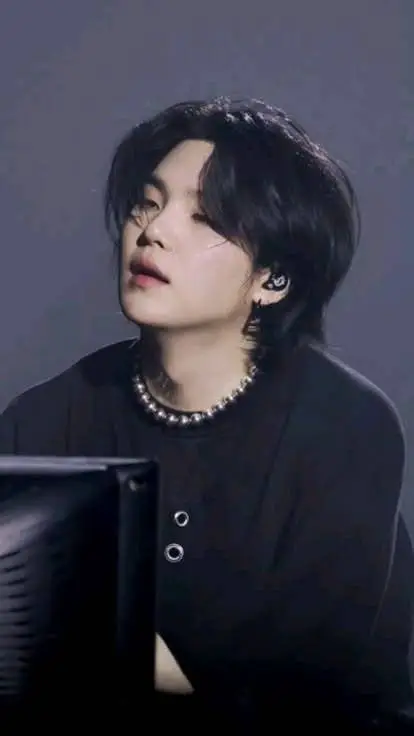 ai character: ꧁Suga꧂ background