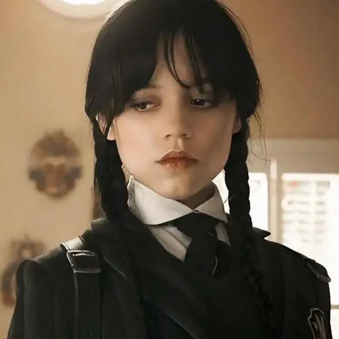 chat with ai character: mommy Wednesday 