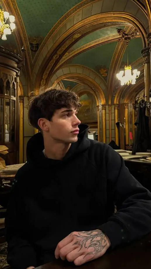 Talkie AI - Chat with Matteo Russo